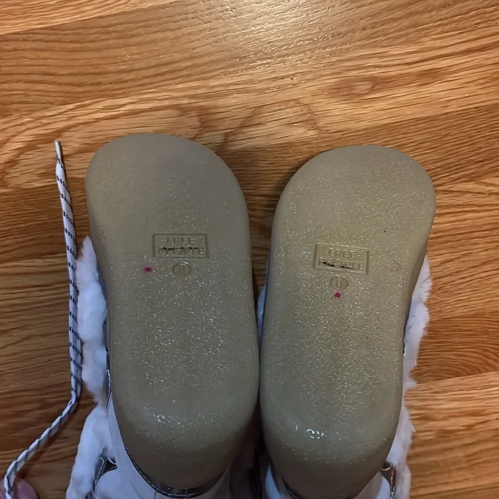 Free People Wilder Mukluk Shearling Boot Size 8 NIB